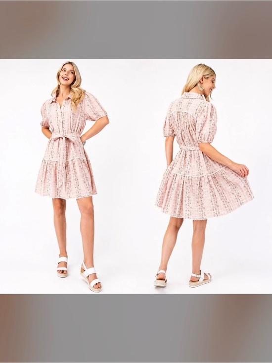 Gigio Dresses & Skirts - Gigio Pink Patterned Button-Front Fit & Flare Dress